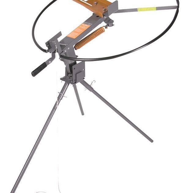 Champion SkyBird 3/4-Cock Trap with Tri-Pod
