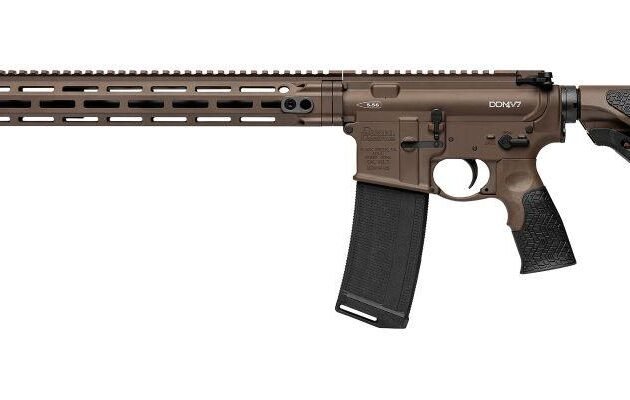Daniel Defense DDM4V7 Mil-Spec+ Rifle 5.56mm Nato 32rd Magazine 16" Barrel Brown